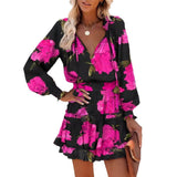 Vestido de mujer – corte evasé – mangas largas – escote en pico – estampado – cintura fruncida