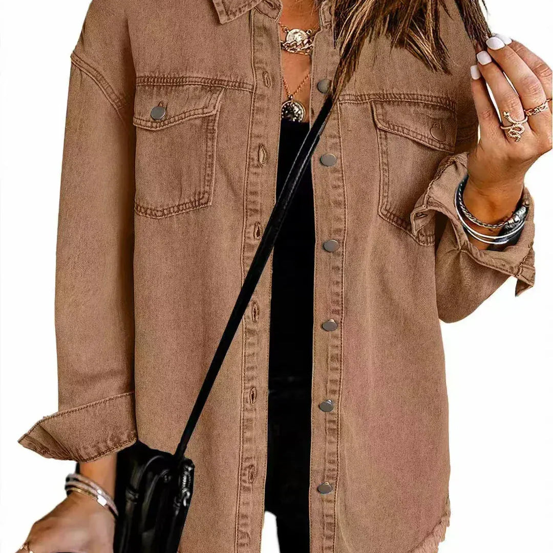 Chaqueta vaquera para mujer – Corte holgado – Bajo deshilachado – Botones metálicos