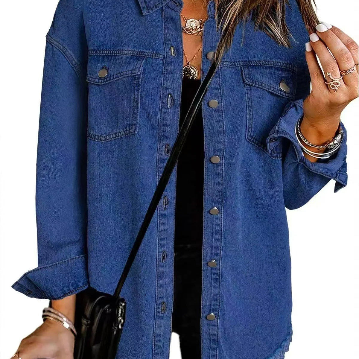 Chaqueta vaquera para mujer – Corte holgado – Bajo deshilachado – Botones metálicos