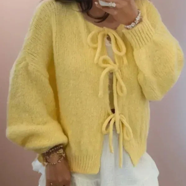 Cárdigan de mujer – Corte oversize – Lana suave – Mangas abullonadas – Nudos bohemios