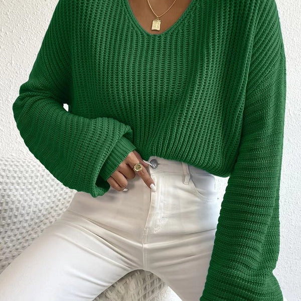 Suéter de mujer – Corte holgado – Punto acanalado – Cuello en pico – Mangas largas
