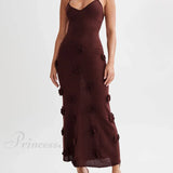 Elegante vestido midi con flores de punto