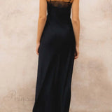 Vestido de tirantes de encaje con patchwork negro