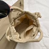 Bolso tote de nailon acolchado de gran capacidad, diseño.