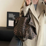 Bolso tote con estampado de leopardo coreano