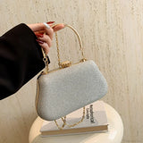 Clutch de noche de lujo con lentejuelas, diseño de alta gama.