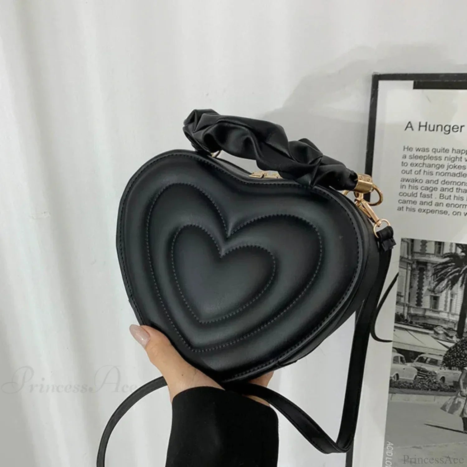 Bolso de hombro de piel sintética acolchada de lujo con forma de corazón