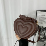 Bolso de hombro de piel sintética acolchada de lujo con forma de corazón