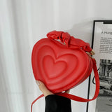 Bolso de hombro de piel sintética acolchada de lujo con forma de corazón