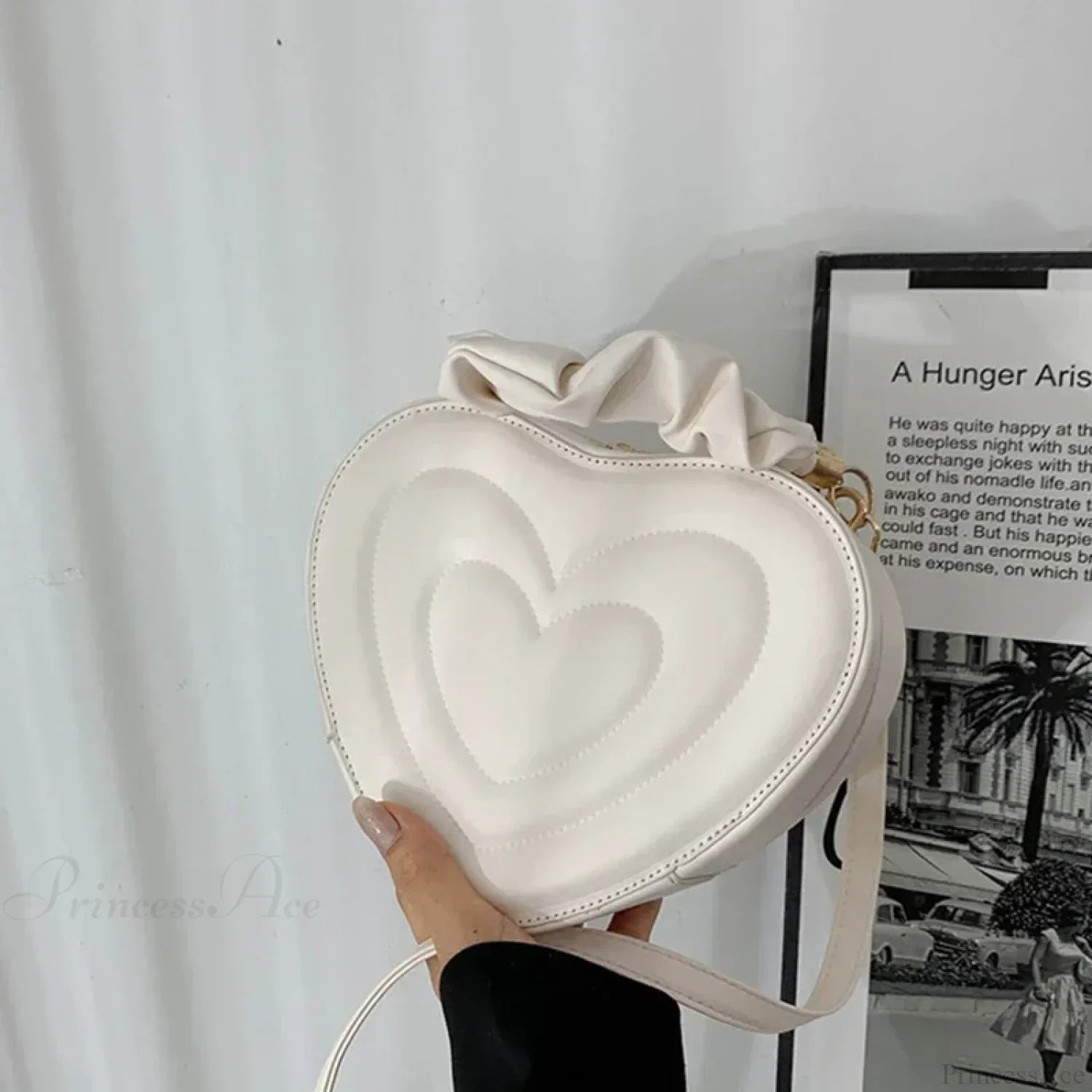 Bolso de hombro de piel sintética acolchada de lujo con forma de corazón
