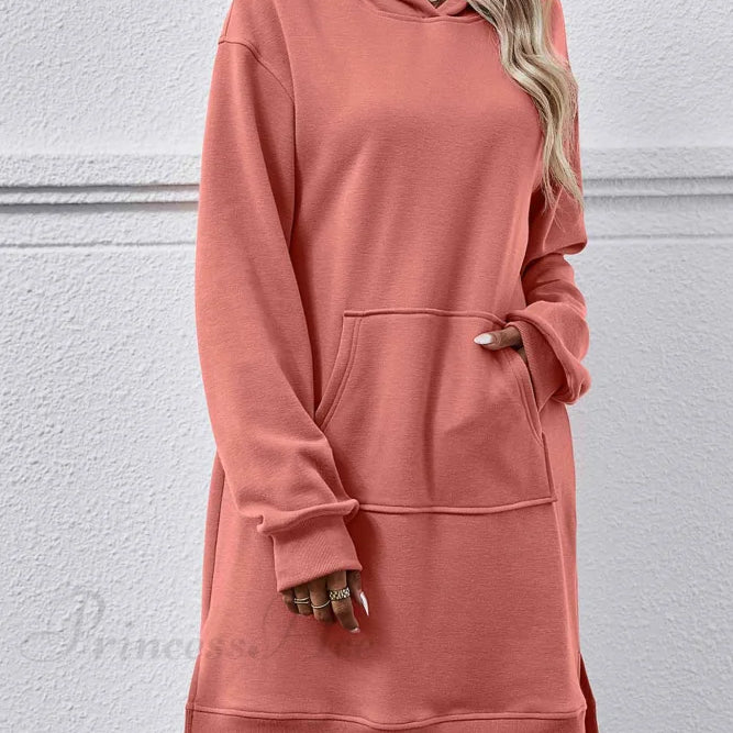 Vestido midi con capucha, abertura y bolsillo