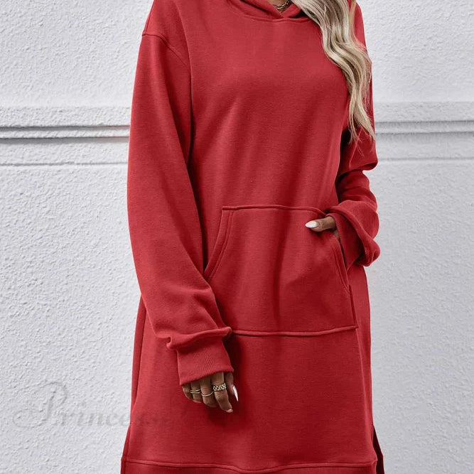 Vestido midi con capucha, abertura y bolsillo