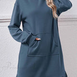 Vestido midi con capucha, abertura y bolsillo
