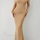 Vestido de sirena con hombros descubiertos