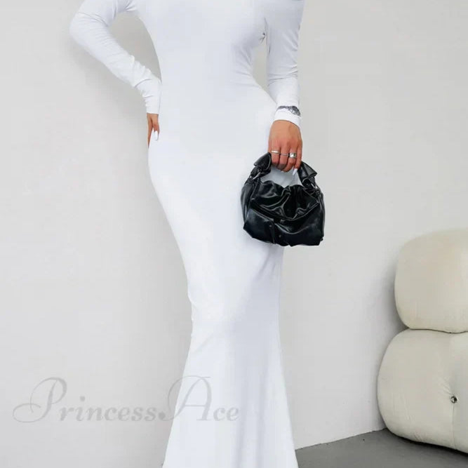 Vestido de sirena con hombros descubiertos