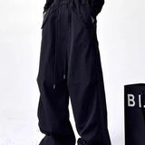 Pantalones cargo de pierna ancha con forma de paracaídas