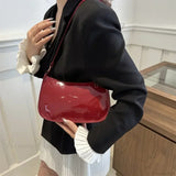 Bolso de hombro de charol de diseñador
