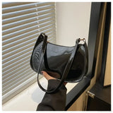 Bolso de hombro de charol de diseñador