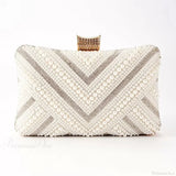 Clutch de noche para boda con perlas y diamantes