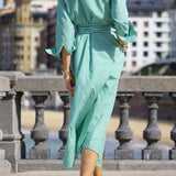 Vestido de cuadros con cintura atada