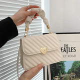 Bolso de hombro cuadrado, pequeño bolso plisado con textura de moda.
