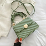 Bolso de hombro cuadrado, pequeño bolso plisado con textura de moda.