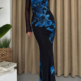 Vestido largo ajustado con paneles de tul estampado