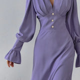 Vestido largo vintage ajustado con mangas abullonadas y escote en pico