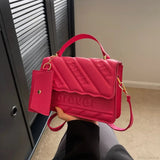 Bolso de hombro pequeño de piel sintética acolchada