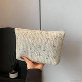 Bolso de mano de ratán y paja