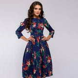 Vestido de mujer - Corte en A - Mangas 3/4 - Cuello redondo - Elegante estampado floral