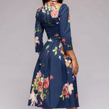 Vestido de mujer - Corte en A - Mangas 3/4 - Cuello redondo - Elegante estampado floral