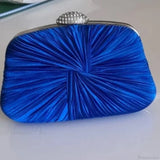 Bolso de mano de boda en color azul real, tipo clutch, en forma de cojín y plisado.