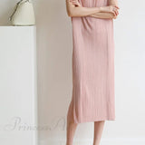 Vestido midi fruncido con detalle de cordones
