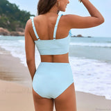 Conjunto de dos piezas: short de baño de cintura alta con volantes
