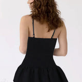 Minivestido sexy ajustado con tirantes finos bordados