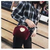 Clutch de noche brillante en forma de corazón, bolso de hombro con cadena