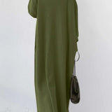 Vestido sudadera con bajo abierto y escote en pico