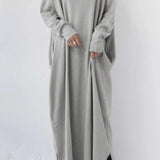 Vestido sudadera con bajo abierto y escote en pico