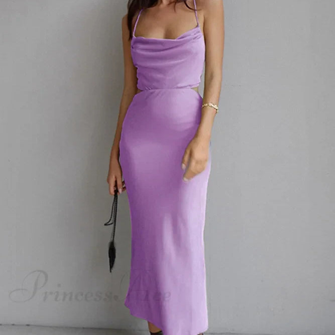 Vestido halter sencillo con lazo en la espalda