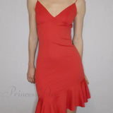 Vestido midi de verano sin mangas con tirantes finos y volantes, ideal para noches de club.
