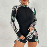 Conjunto de dos piezas de shorts y camiseta de surf