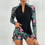 Conjunto de dos piezas de shorts y camiseta de surf