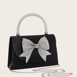 Bolso de hombro cuadrado para bodas o salidas nocturnas.