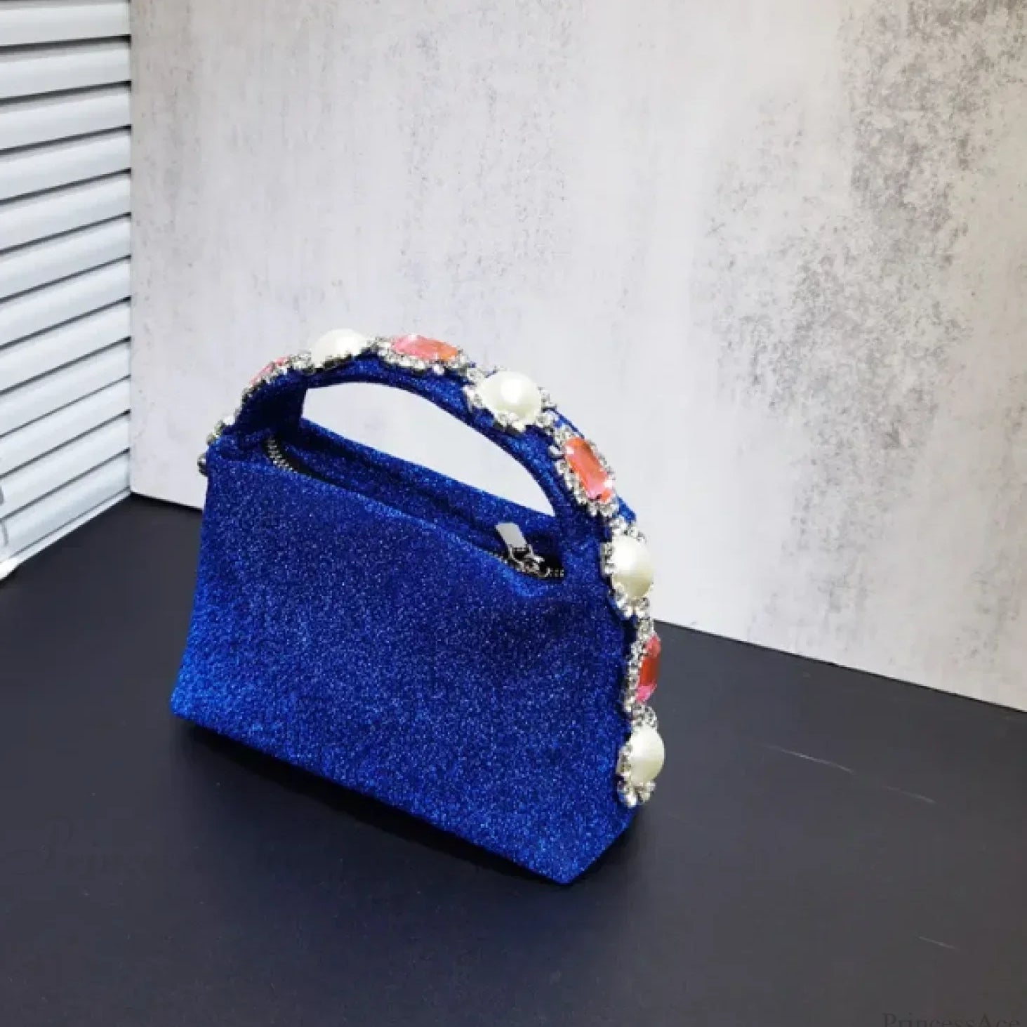 Bolsa de teléfono de seda con piedras