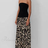 Elegante vestido midi sin tirantes con estampado floral