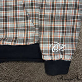 Sudadera reversible con capucha estilo streetwear a cuadros