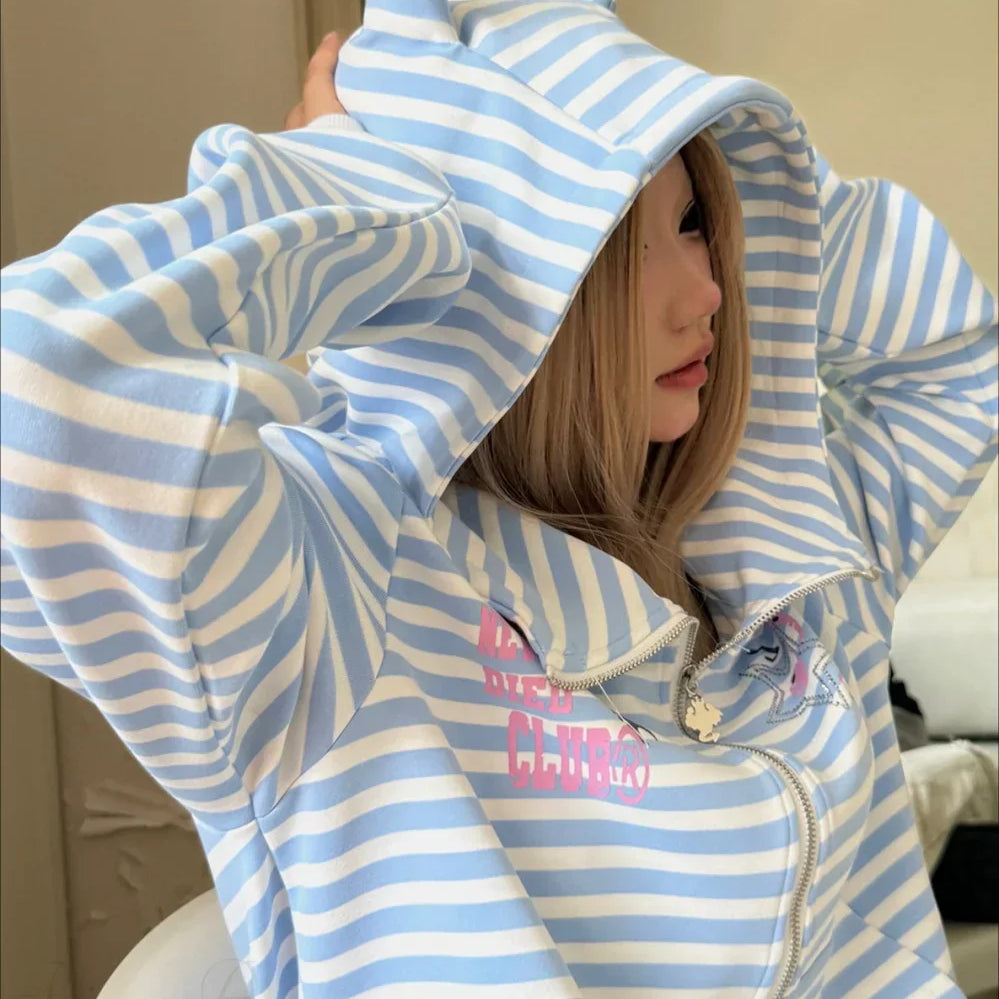 Sudadera con capucha y cremallera a rayas vintage con estampado de cuernos de diablo