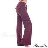 Pantalón cargo de pierna recta con cinturilla ancha, elástica y flexible y cordón para deporte.