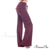 Pantalón cargo de pierna recta con cinturilla ancha, elástica y flexible y cordón para deporte.